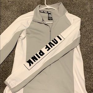 NEVER WORN VICTORIA SECERT PINK ULTIMATE HALF ZIP